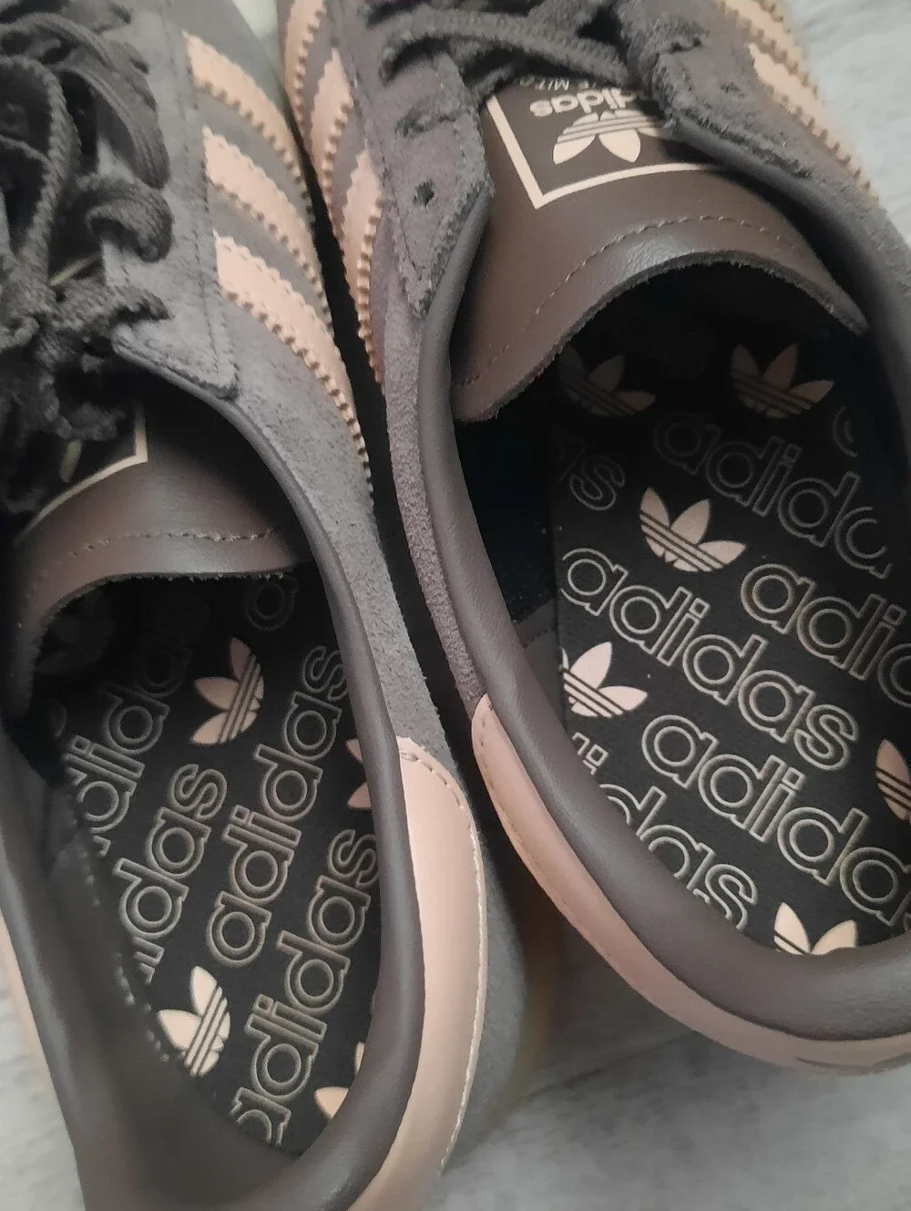 Adidas Muenchen suede Shoes
